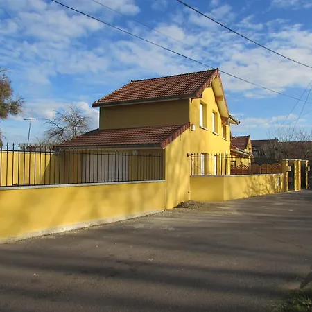 Les Moignottes Casa de Férias Vitry-le-François